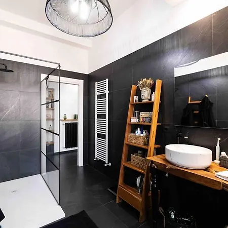 Design 5 Stelle شقة نوفارا