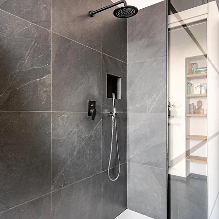 Design 5 Stelle Appartement Novara